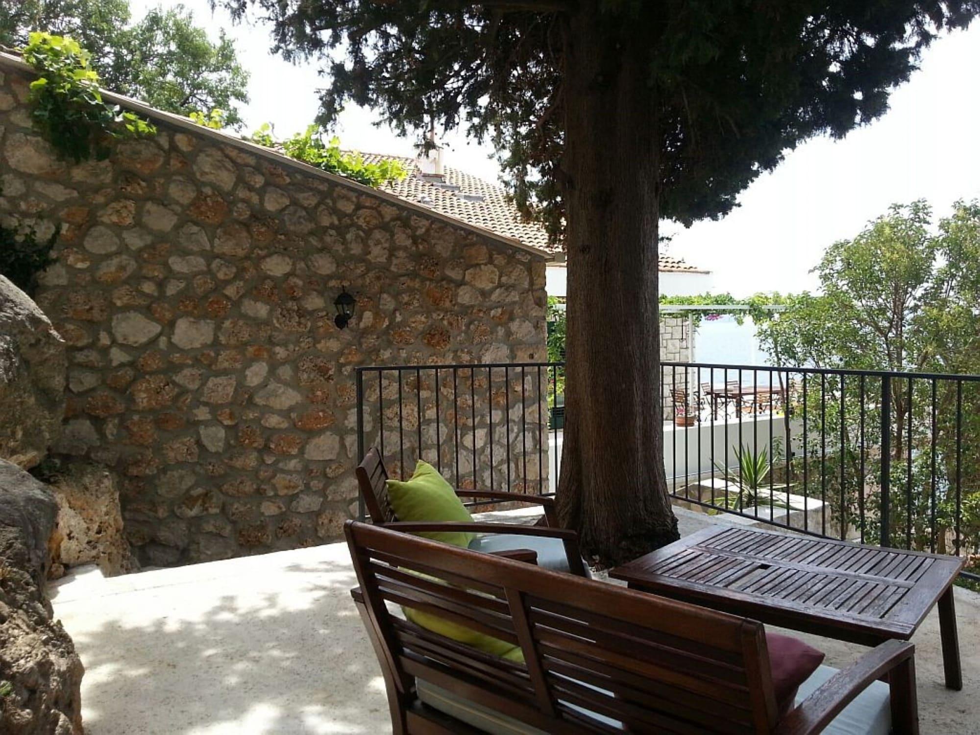 Apartments Villa Mirjana มลินี ภายนอก รูปภาพ