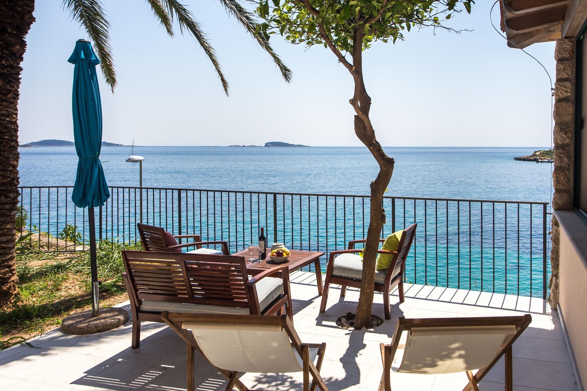 Apartments Villa Mirjana มลินี ภายนอก รูปภาพ