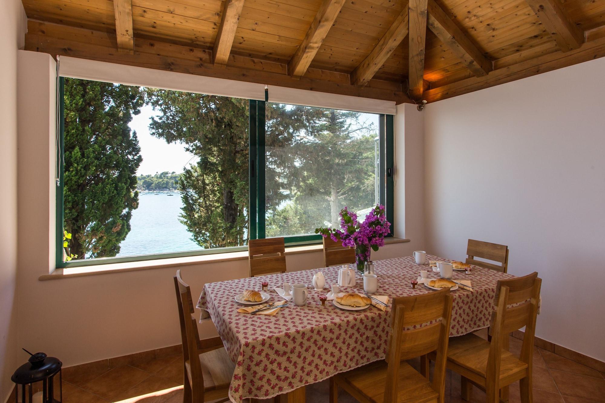 Apartments Villa Mirjana มลินี ภายนอก รูปภาพ