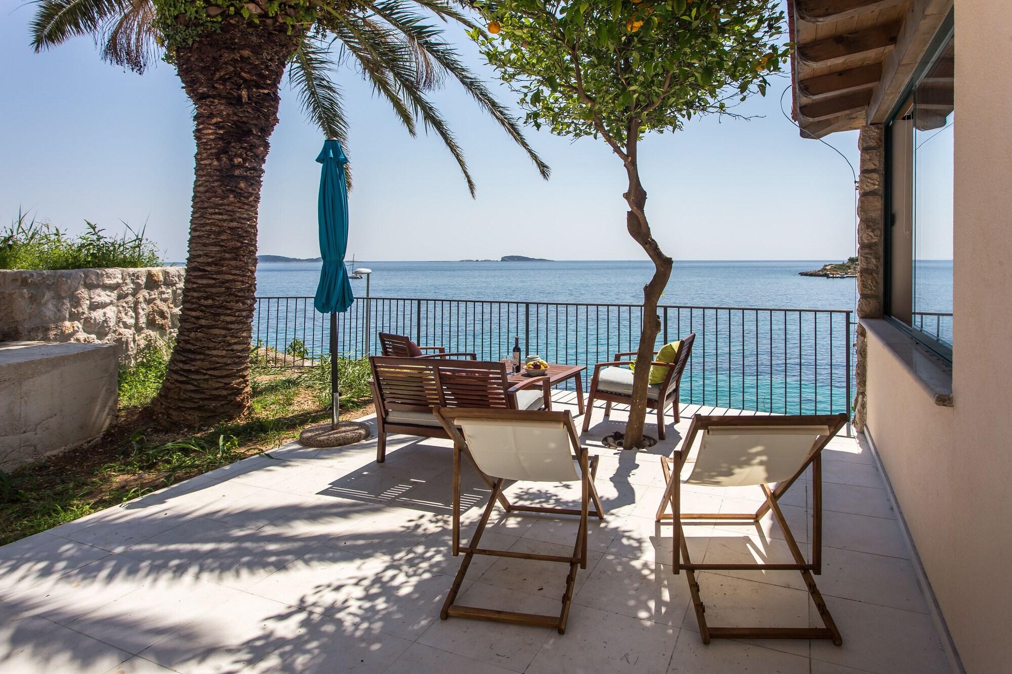 Apartments Villa Mirjana มลินี ภายนอก รูปภาพ