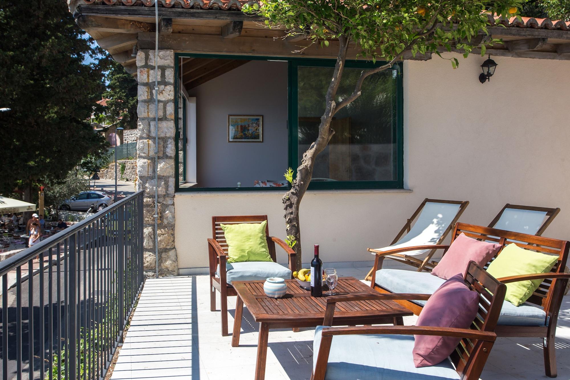 Apartments Villa Mirjana มลินี ภายนอก รูปภาพ
