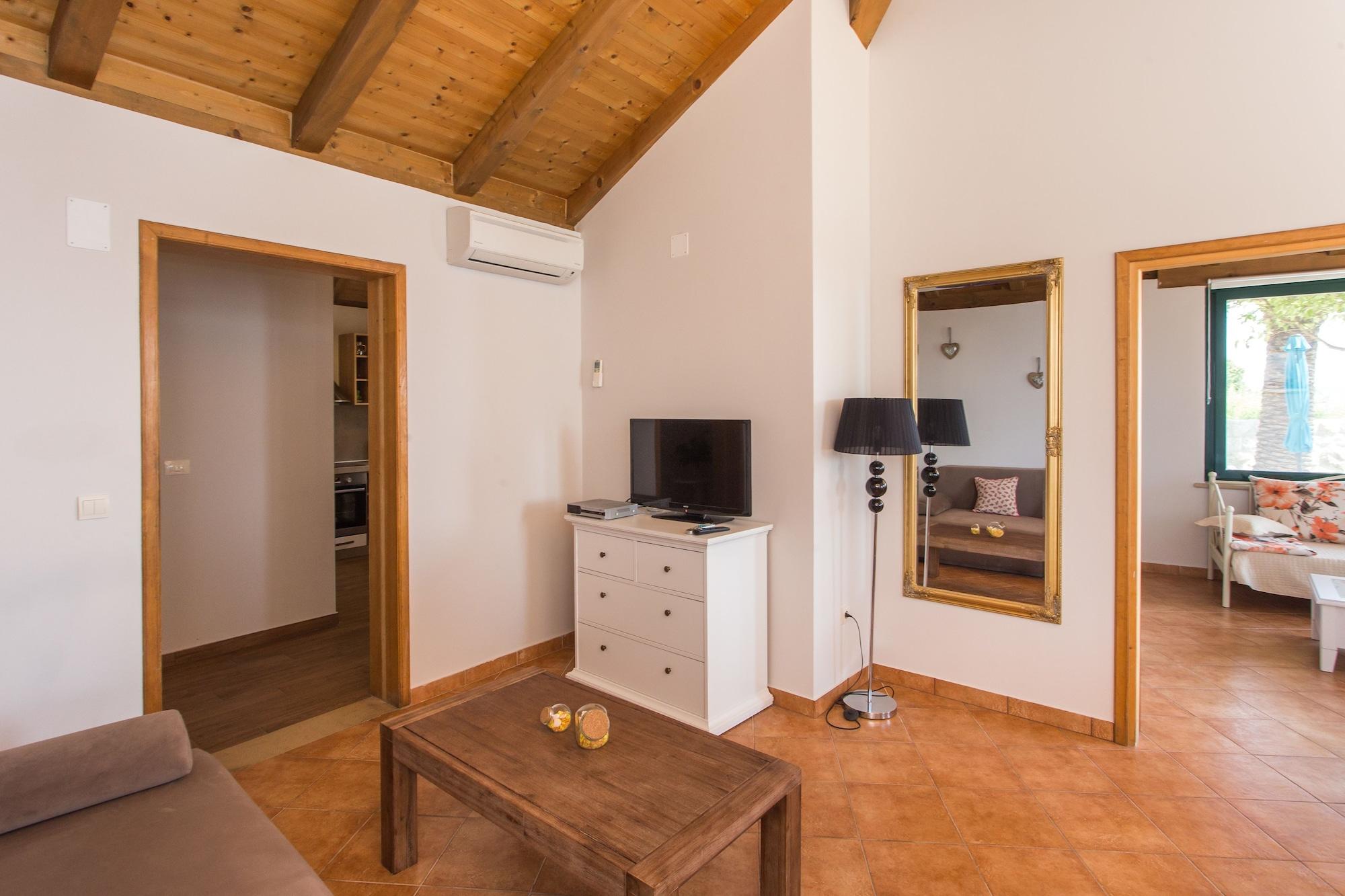 Apartments Villa Mirjana มลินี ภายนอก รูปภาพ