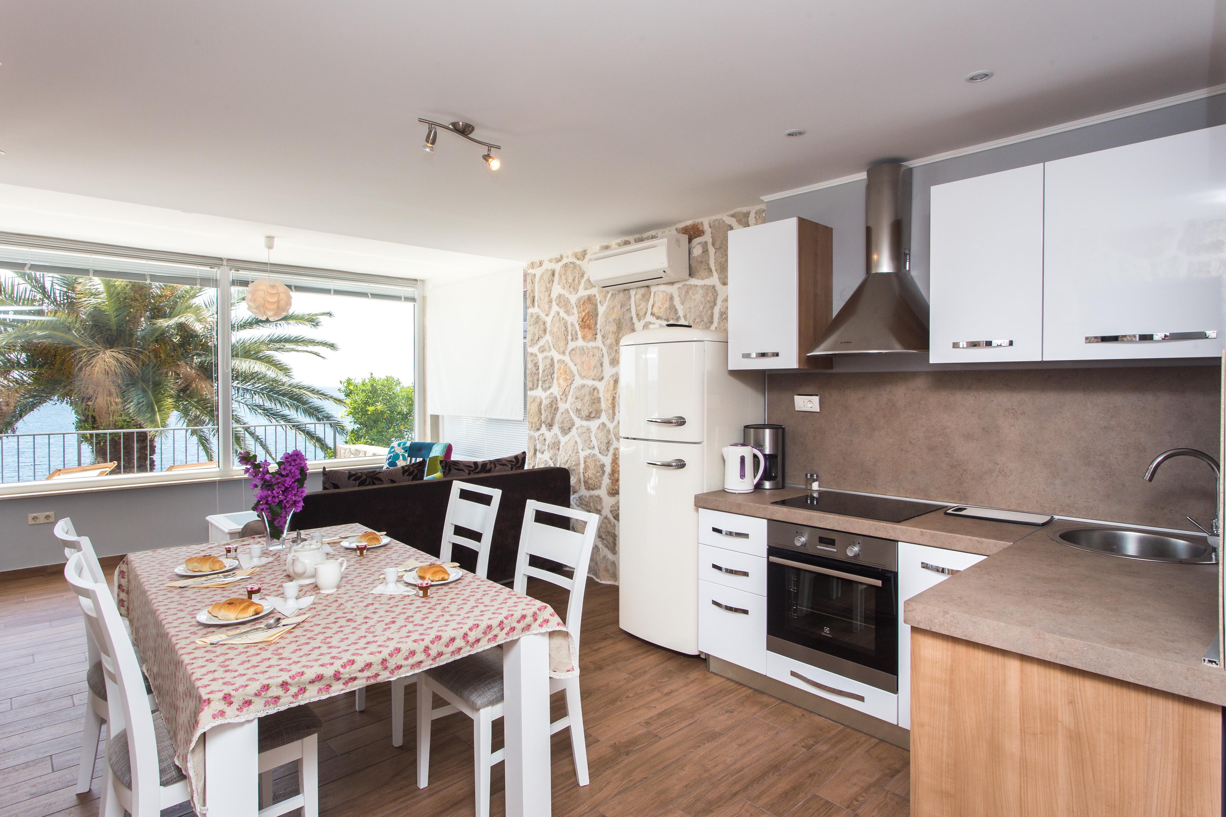 Apartments Villa Mirjana มลินี ภายนอก รูปภาพ