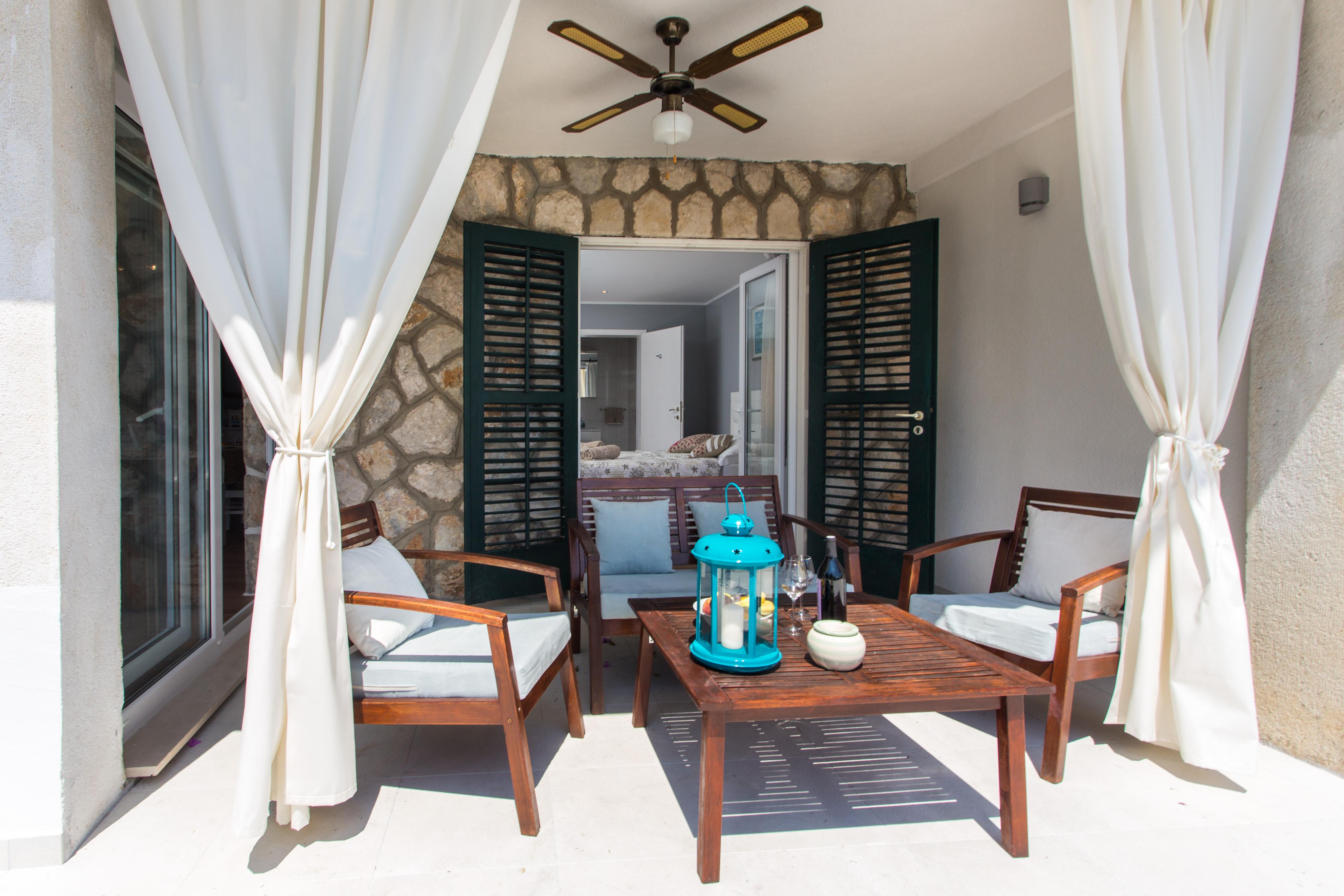 Apartments Villa Mirjana มลินี ภายนอก รูปภาพ